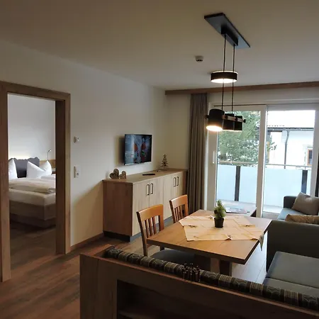 Bergblick 2* ברוואנג